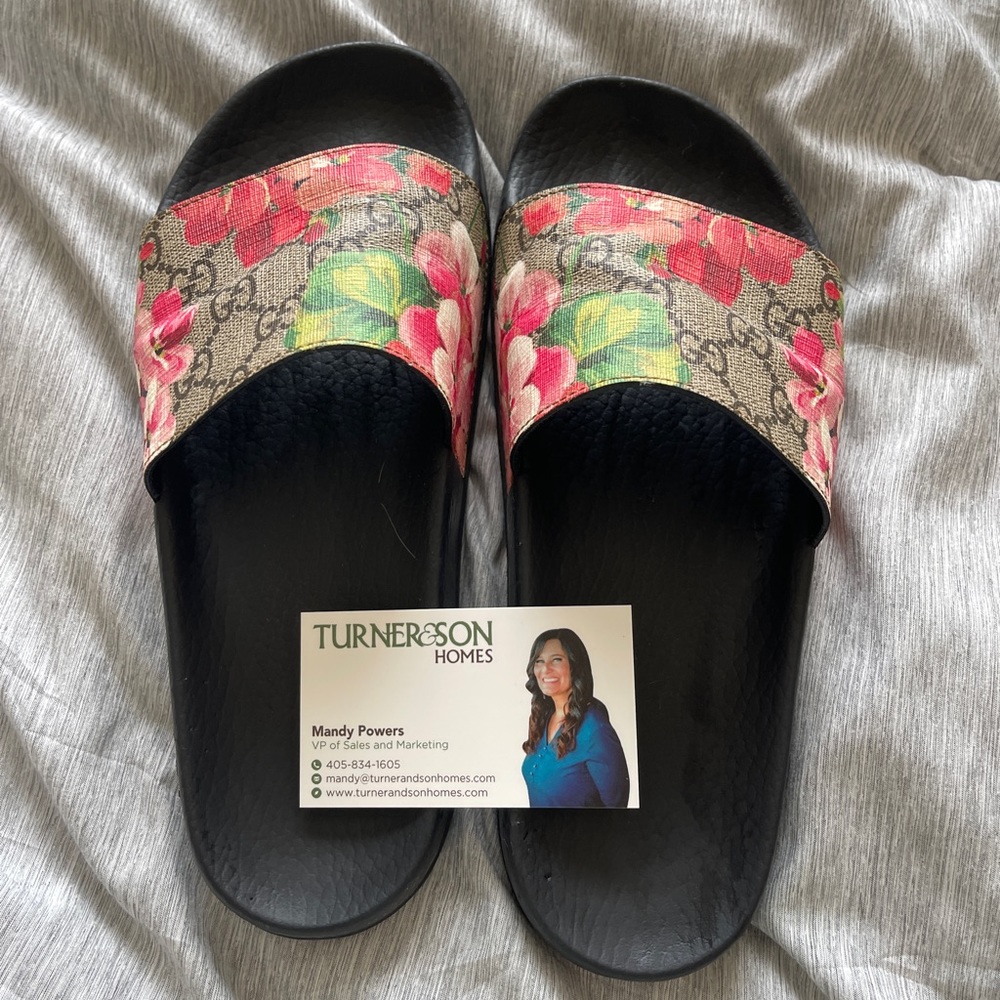 Authentic Gucci Bloom Slides.